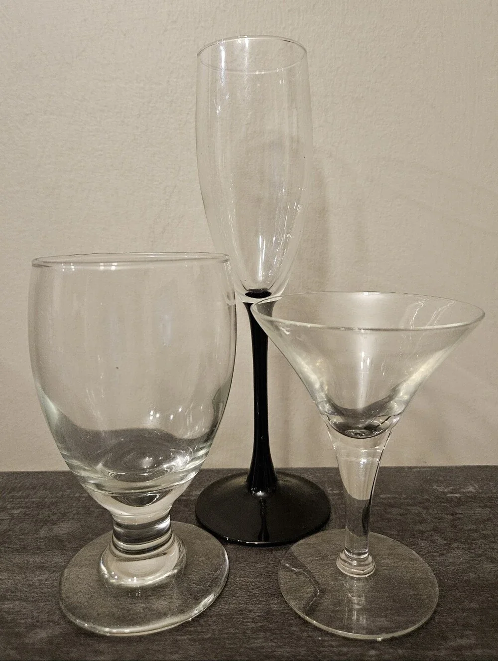 VTG Mixed Barware Glass Bundle Of 3 - (Goblet, Black Stem Flute, Martini Glass)